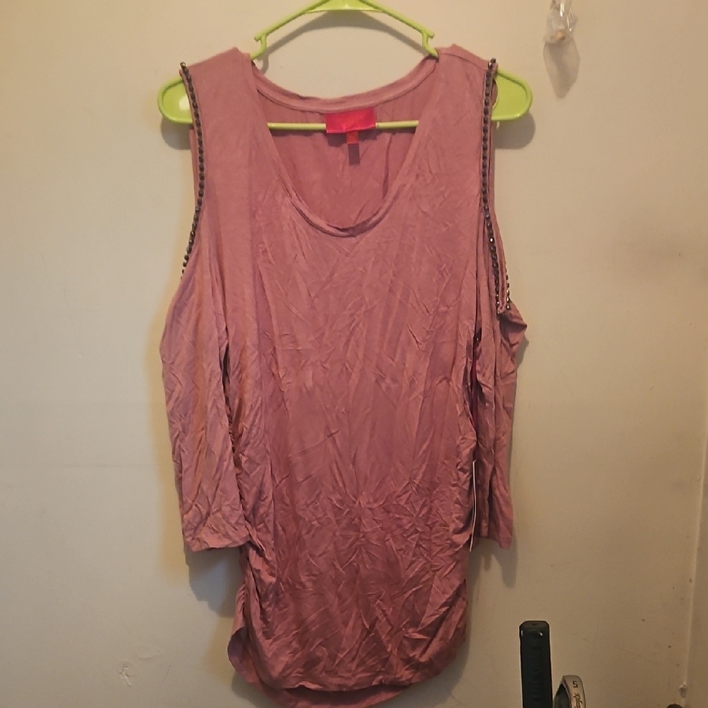 Jennifer Lopez Mauve Cold Shoulder Blouse